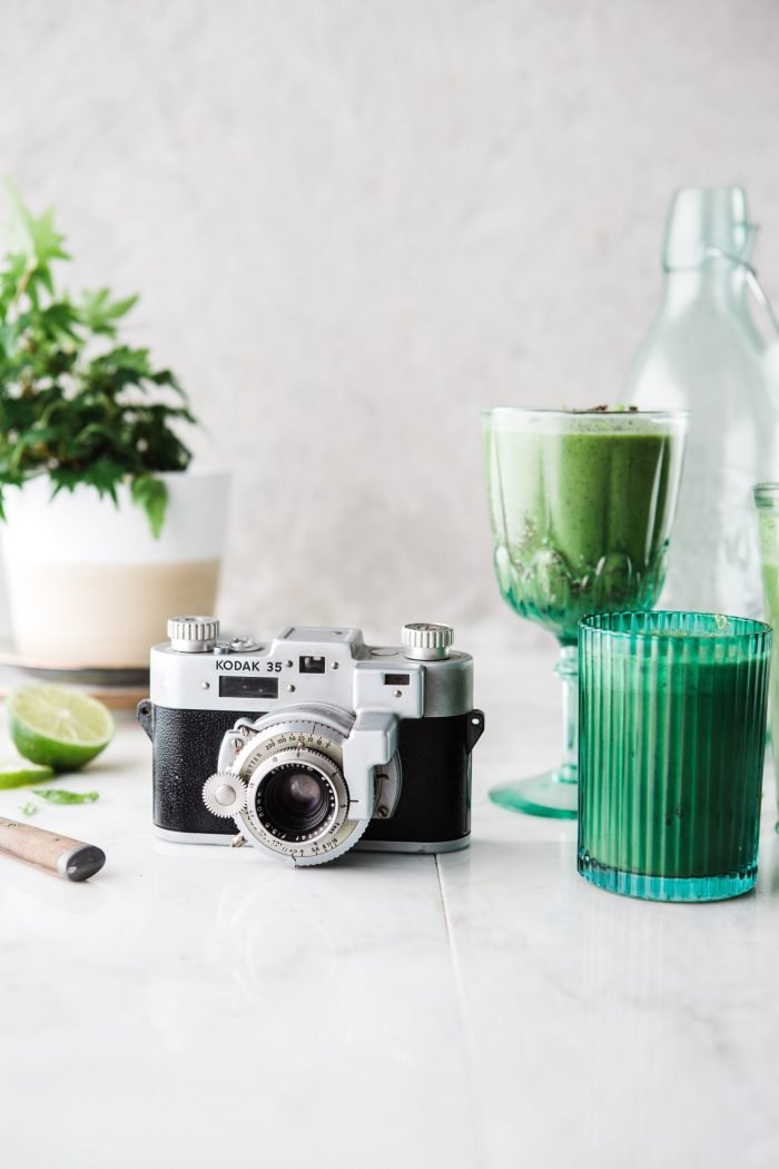 Celery Juice – Pros & Cons of the Latest Instagram Trend