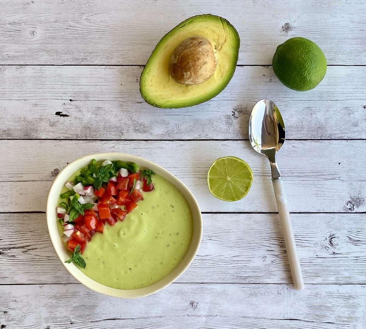 Avocado Soup – Vegan, Light and Refreshing